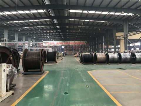 Pros and Cons of Api Rubber Hose