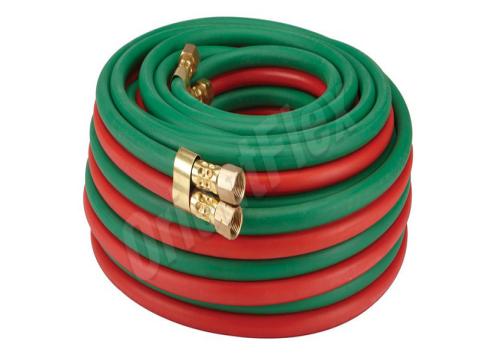 What is the maximum working pressure and temperature that rubber hoses can reach?