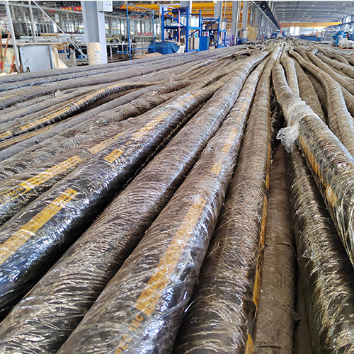 API 17K full flow diameter hose lined with PTFE/UPE can be used for deep-sea oil and gas transportat